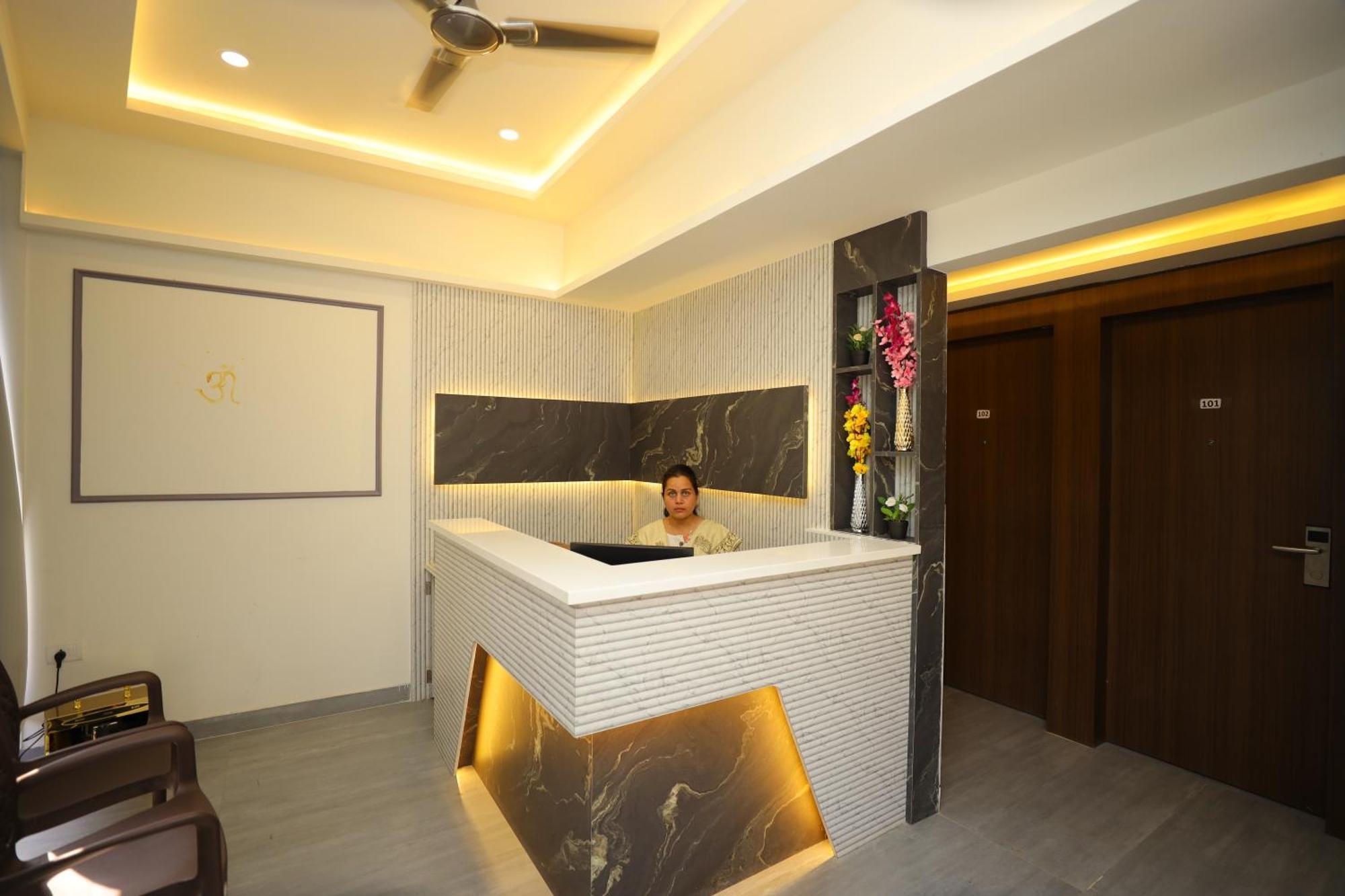 Silverkey Hotel Yelahanka Bangalore Eksteriør billede